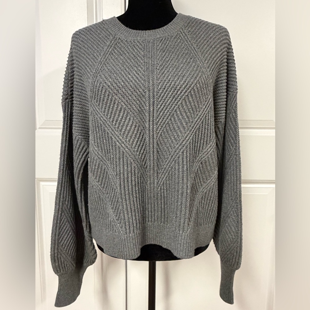 Express Gray Knit Cropped Sweater